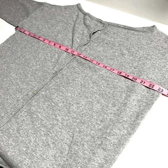 Cashmere silk blend cardigan sweater back buttons made in Italy neutral sweater - Picture 7 of 13